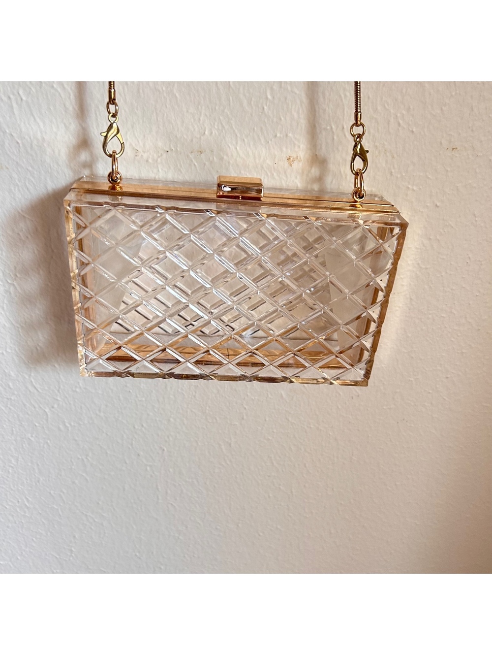 Clear Acrylic Quilted Box Clutch - Elegant Stadium Approved Evening Bag - Picture 7 of 7